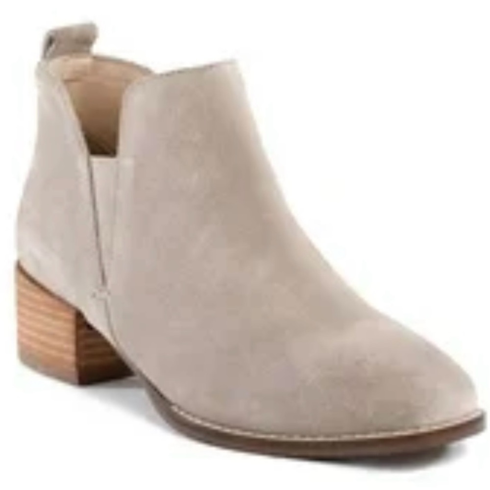 Dr Scholl’s | Women's Suede Ankle Boots - Cream size 9.5